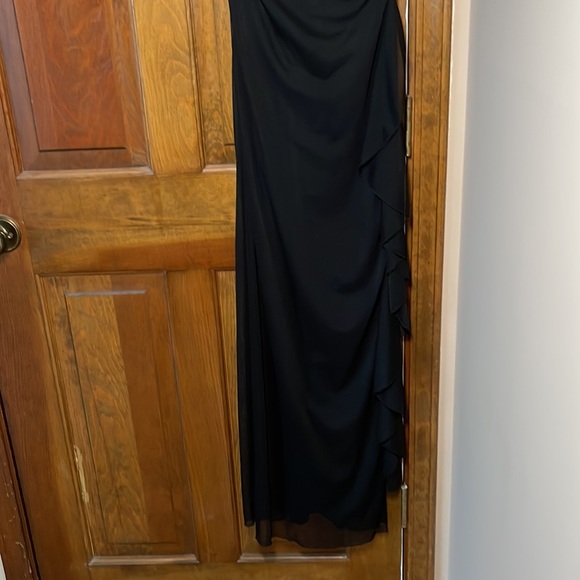Semi-Formal Black Dress - Picture 7 of 10